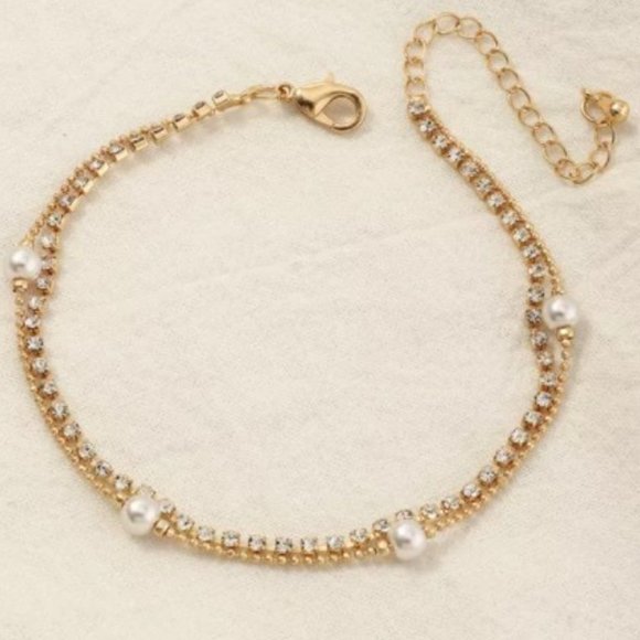 Pearls and Rhinestones Goldtone Ankle Bracelet - Picture 3 of 4